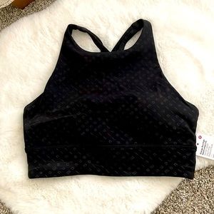 Lululemon sports bra high neck size 6